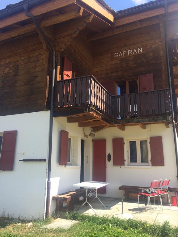 Chalet Safran Grachen Bagian luar foto